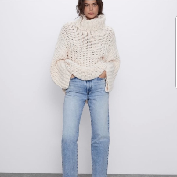 Zara Sweaters - ZARA Chunky Knit Sweater